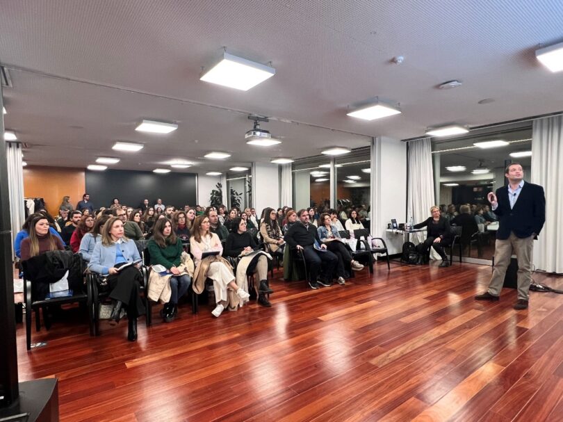 Síndrome de Cushing discutido em evento com mais de 100 veterinários