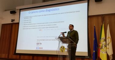 “Vocês, como médicos veterinários, têm um futuro brilhante à vossa frente”